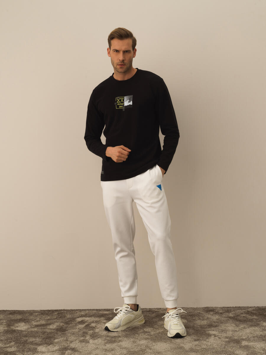 100% Cotton Regular Fit Printed T-Shirt - 2