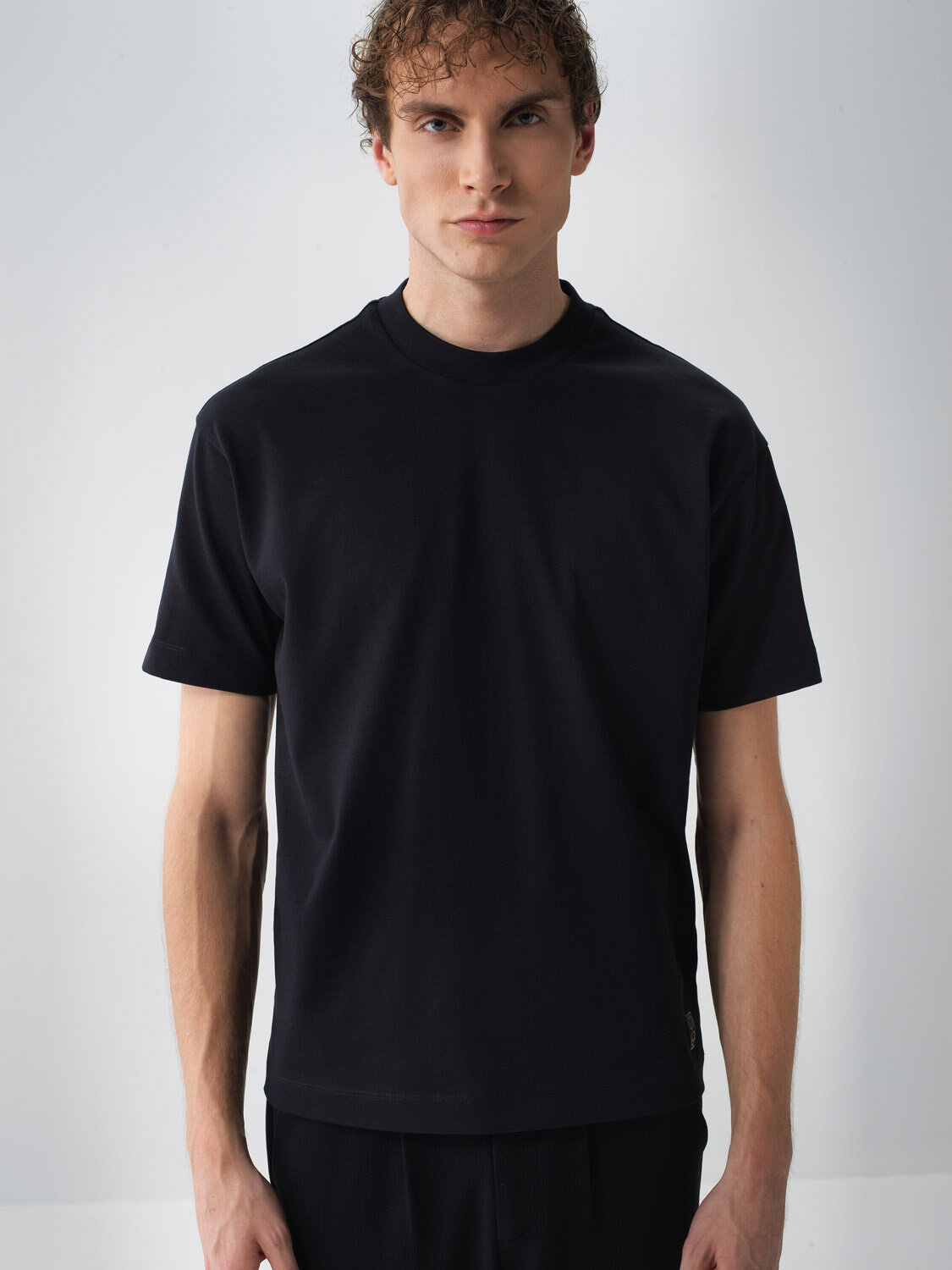 Black Cotton Textured Regular Fit T-Shirt - Xint