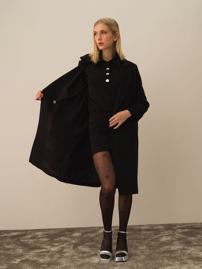 Buttoned Oversized Coat - Xint