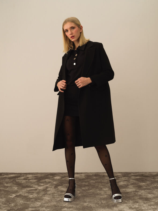Buttoned Oversized Coat - Xint
