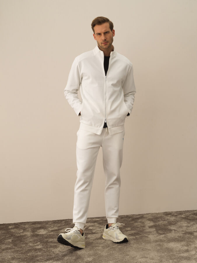 Cotton Zip-Up Regular Fit Sweat Jacket - Xint