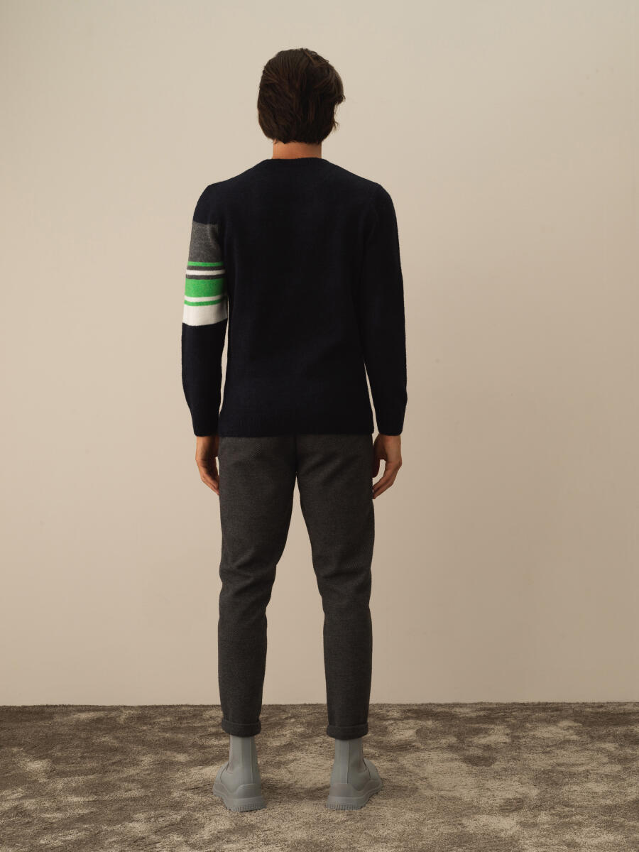 Crew Neck Regular Fit Sweater - 4