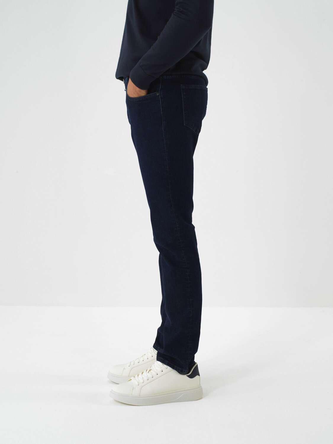 Lacivert Pamuk Dokulu Slim Fit Denim Pantolon - Xint