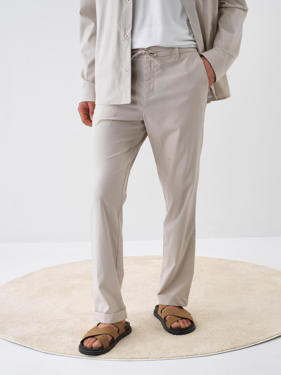 Bej Regular Fit Jogger Pantolon