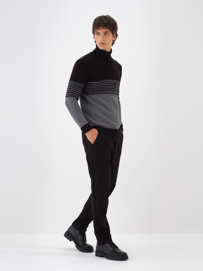 Siyah Pamuk Dokulu Regular Fit Jogger Pantolon - Xint