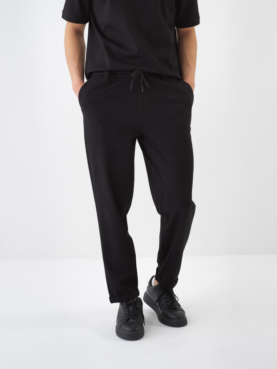 Siyah Regular Fit Jogger Pantolon