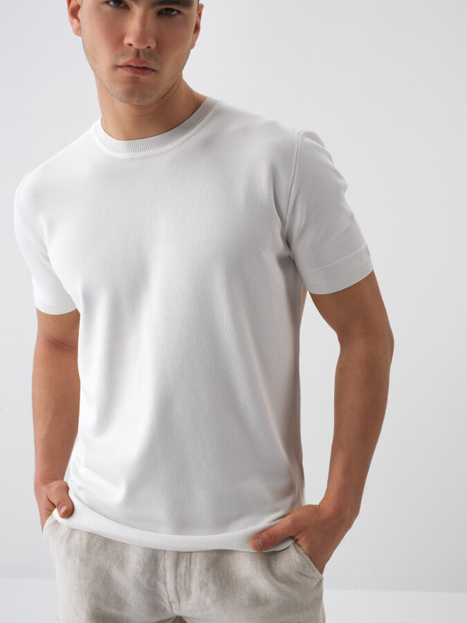 Beyaz Regular Fit Basic Kazak - Xint