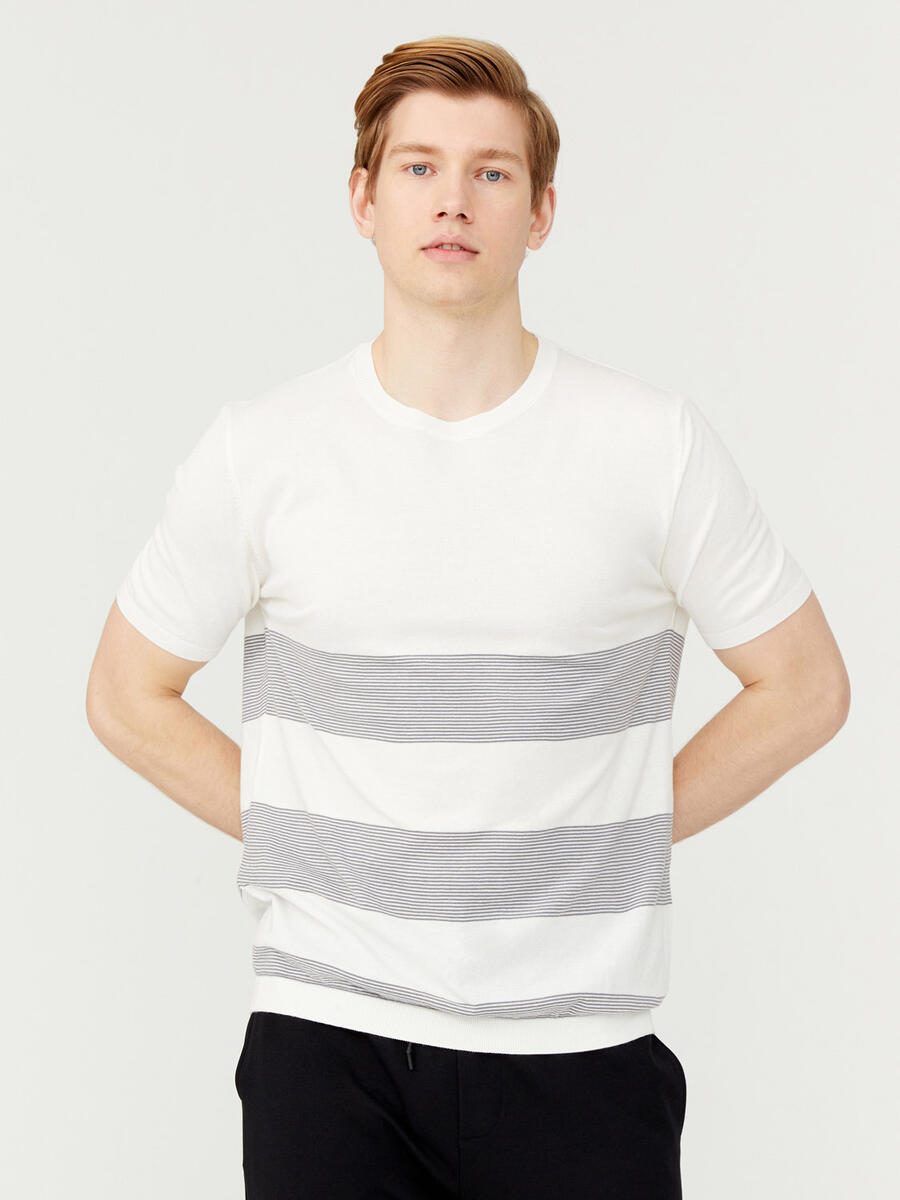 Ekru Regular Fit Pamuklu Kazak