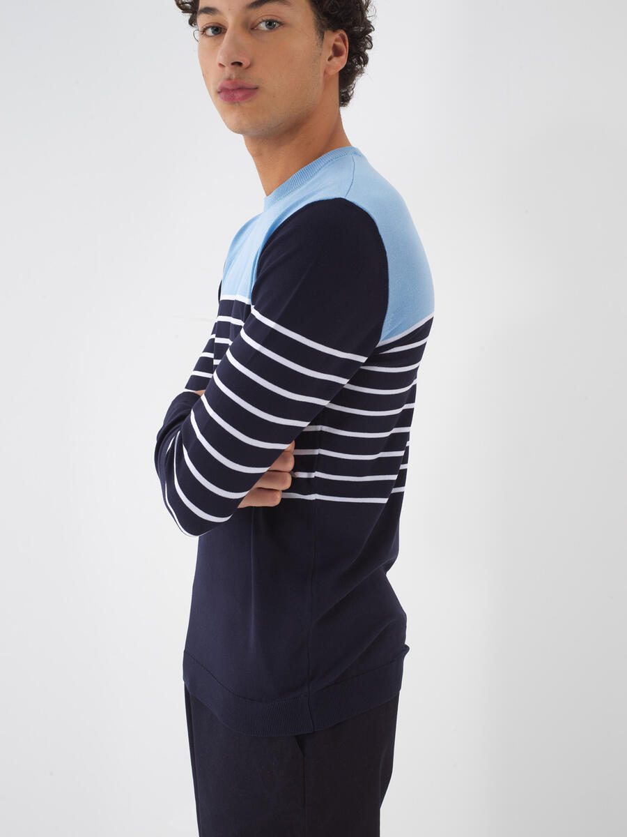 Lacivert Regular Fit Kazak