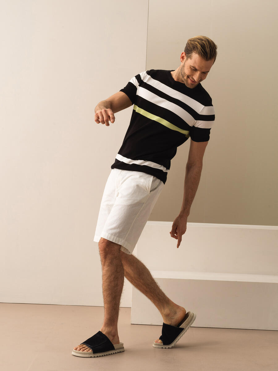 Siyah Regular Fit Kazak - 2