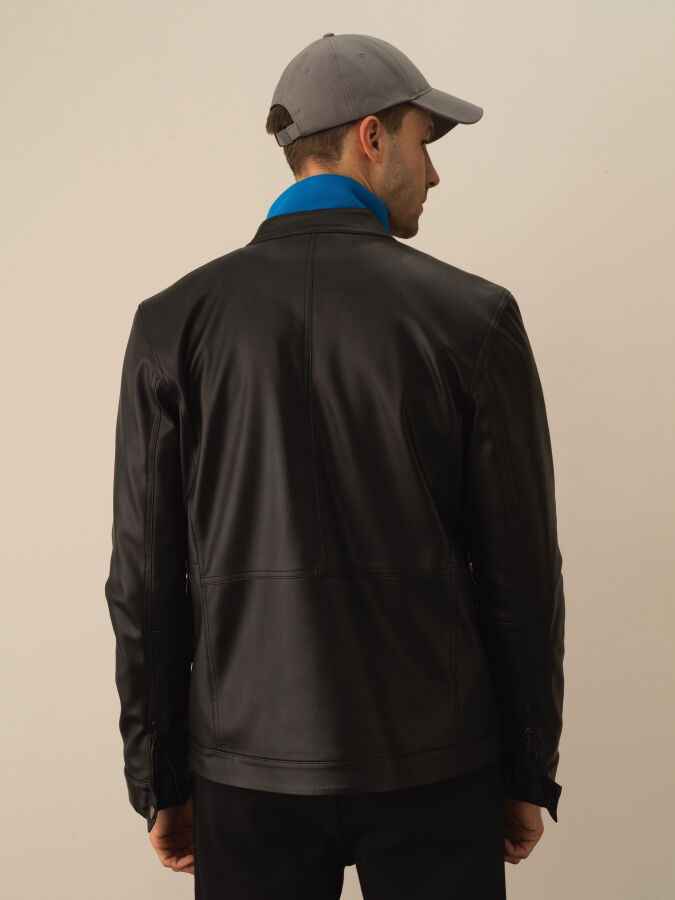 Siyah Deri Görünümlü Regular Fit Mont - Xint