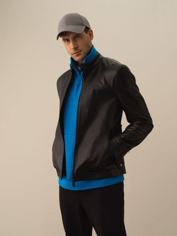 Siyah Deri Görünümlü Regular Fit Mont - Xint