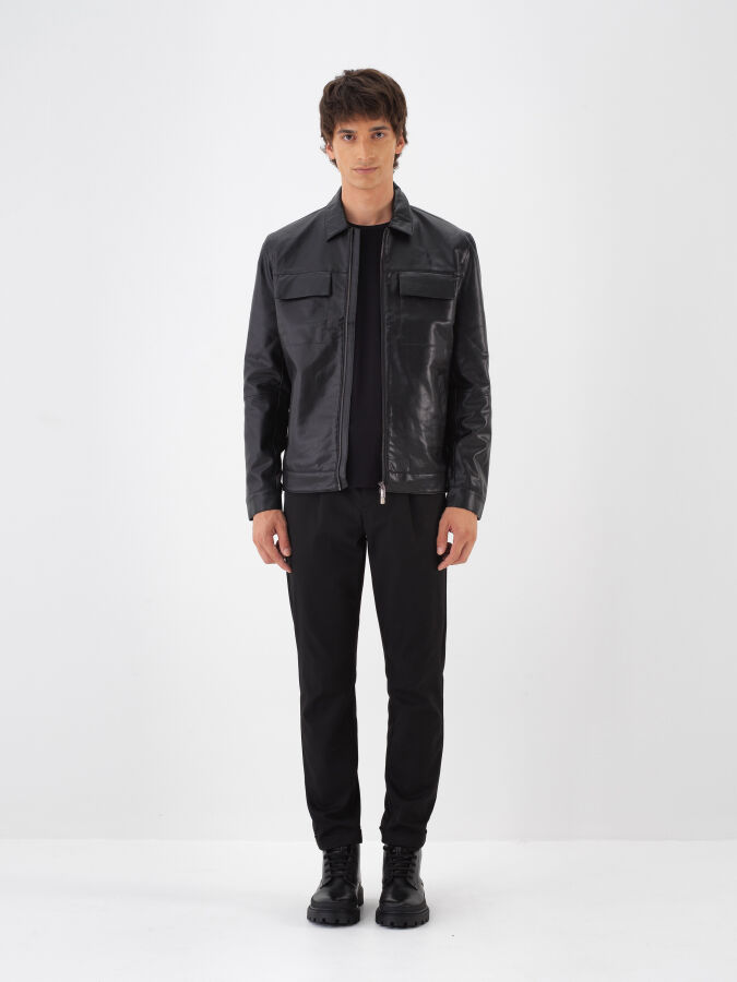 Siyah Deri Görünümlü Regular Fit Mont - Xint