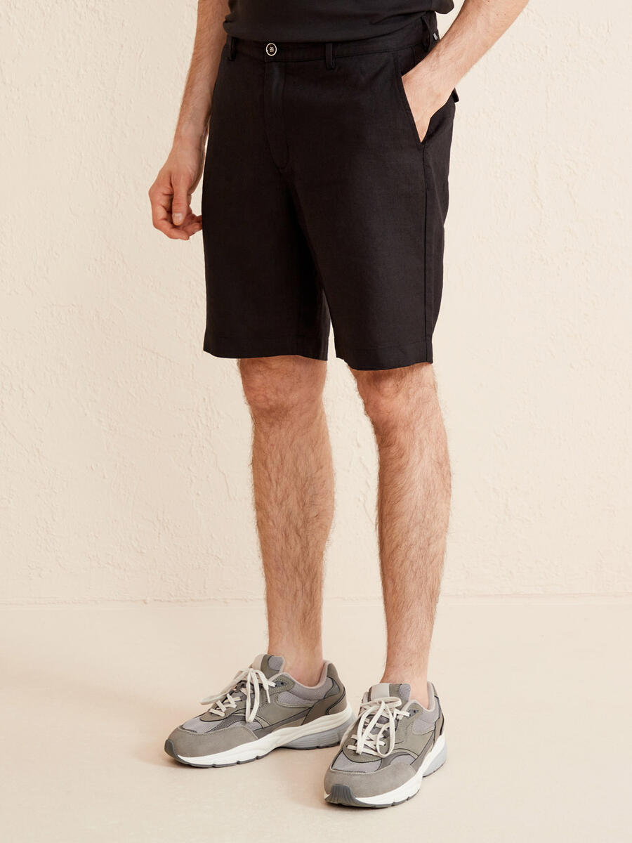 Siyah Regular Fit Keten Basic Şort