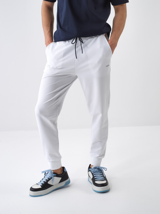 Beyaz Regular Fit Pamuklu Sweat Pantolon - Xint