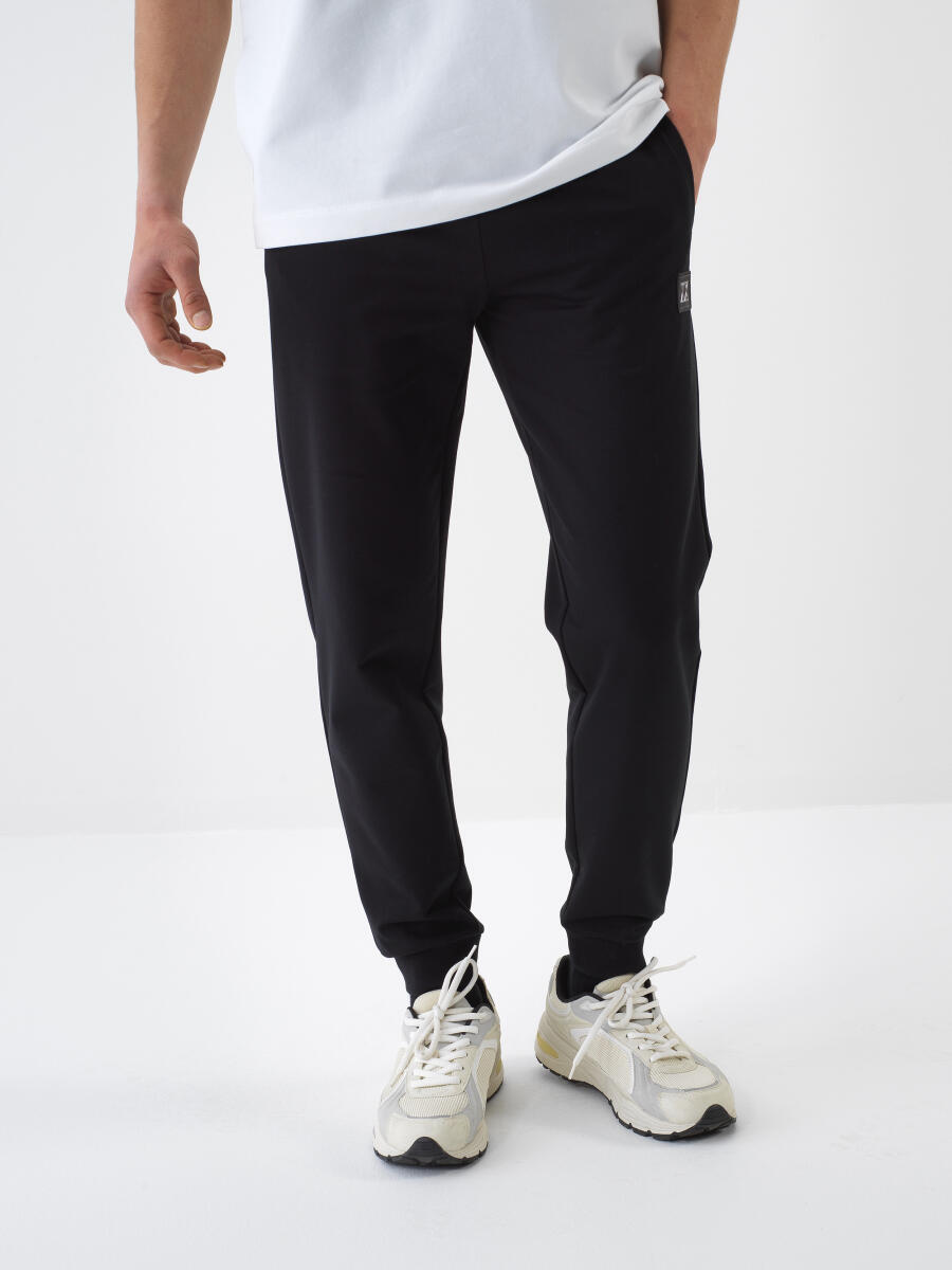 Siyah Regular Fit Pamuklu Sweat Pantolon