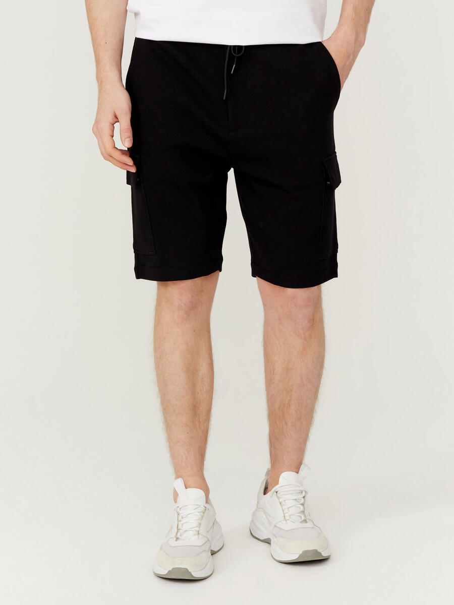 Siyah Regular Fit Pamuklu Sweat Şort