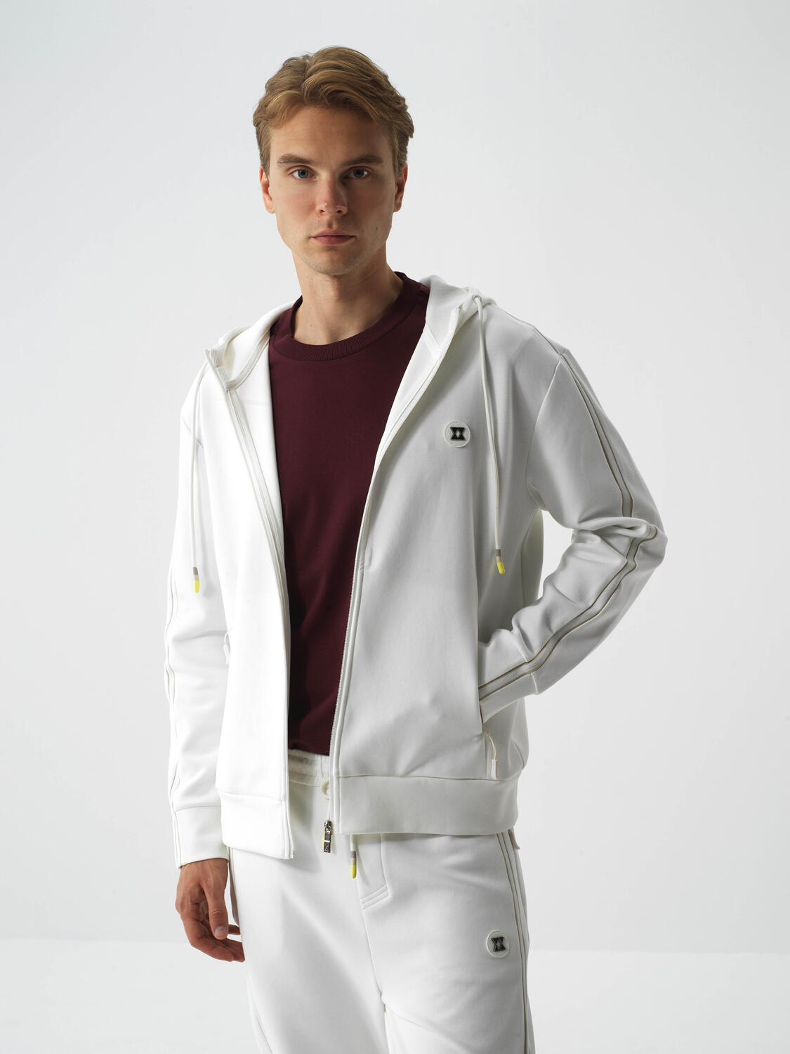 Ekru Pamuk Dokulu Regular Fit Sweatmont