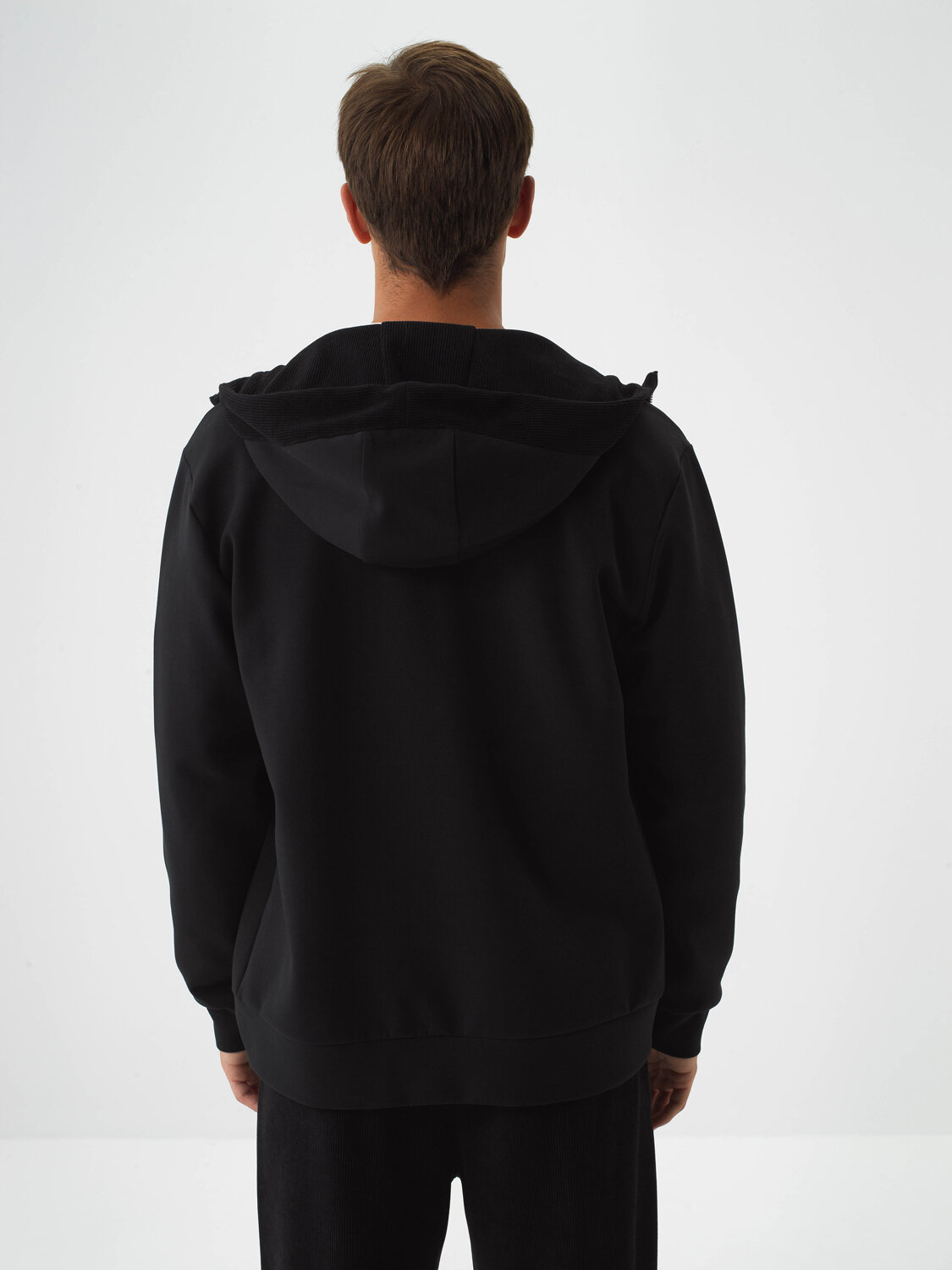 Siyah Pamuk Dokulu Regular Fit Sweatmont - Xint