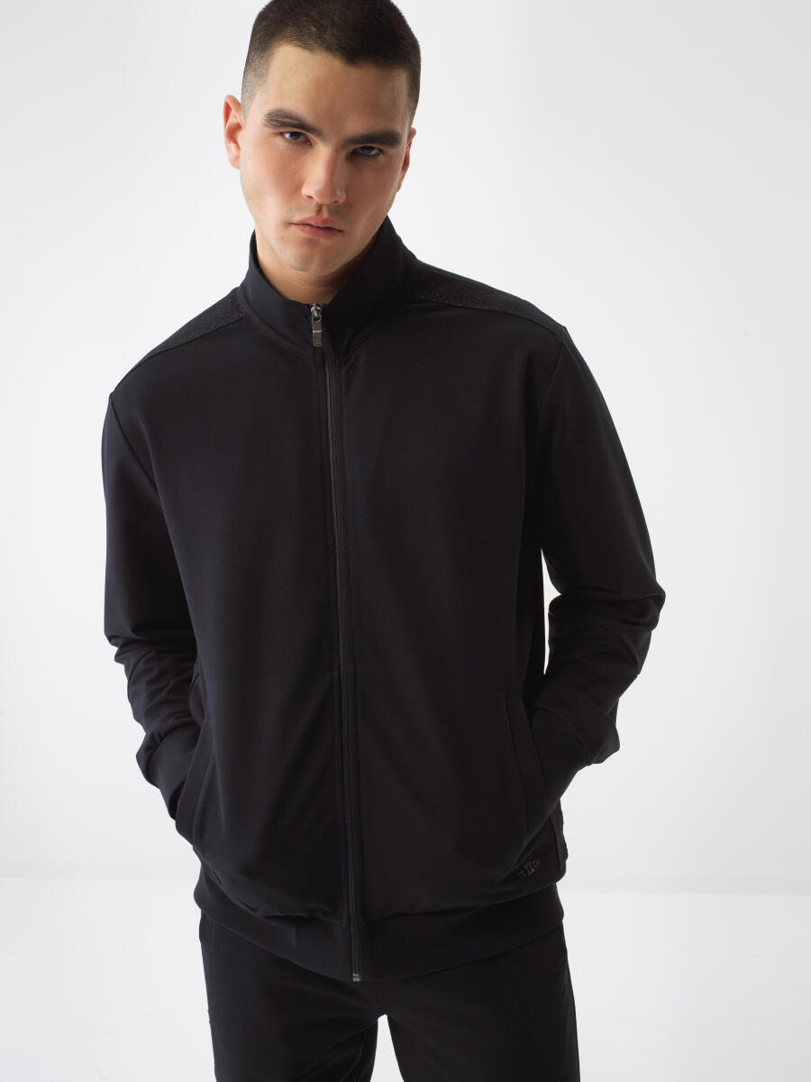 Siyah Regular Fit Pamuklu Sweatmont