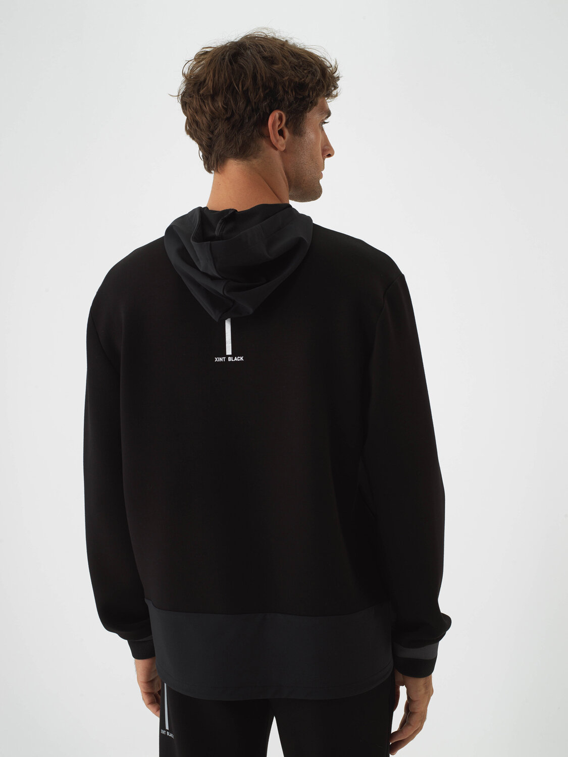 Siyah Pamuk Dokulu Regular Fit Sweatshirt - Xint