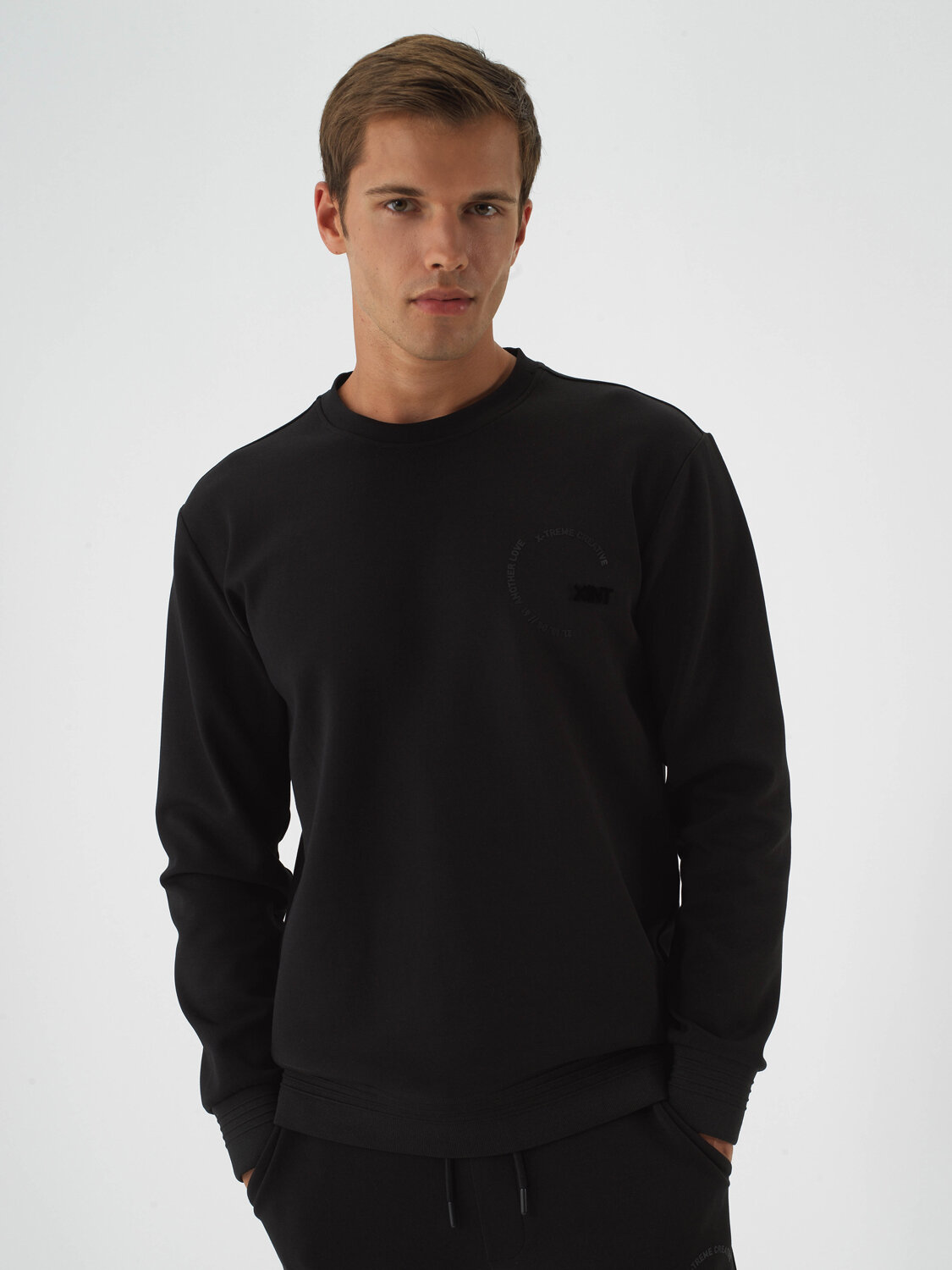 Siyah Pamuk Dokulu Regular Fit Sweatshirt - Xint