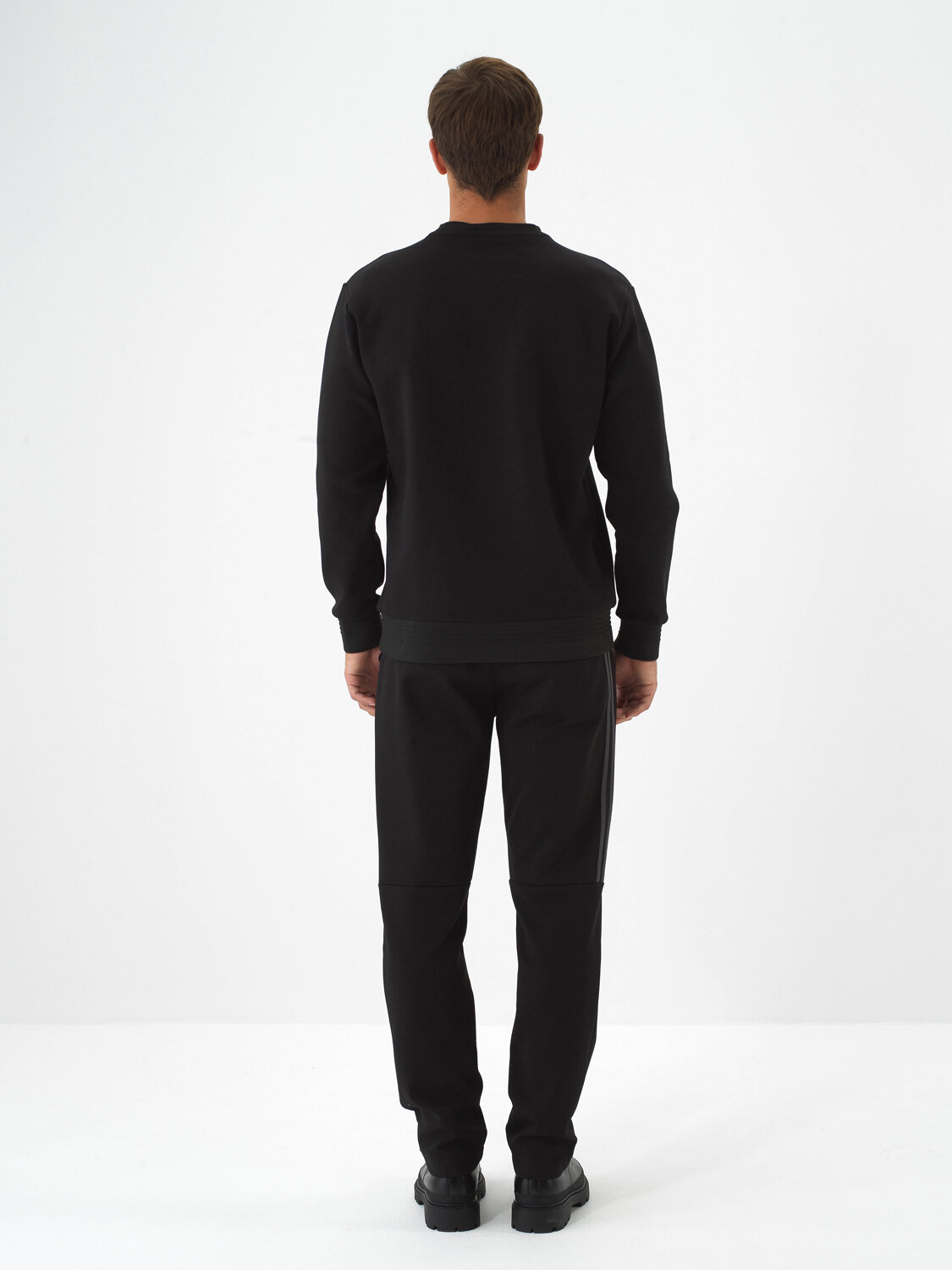 Siyah Pamuk Dokulu Regular Fit Sweatshirt - Xint