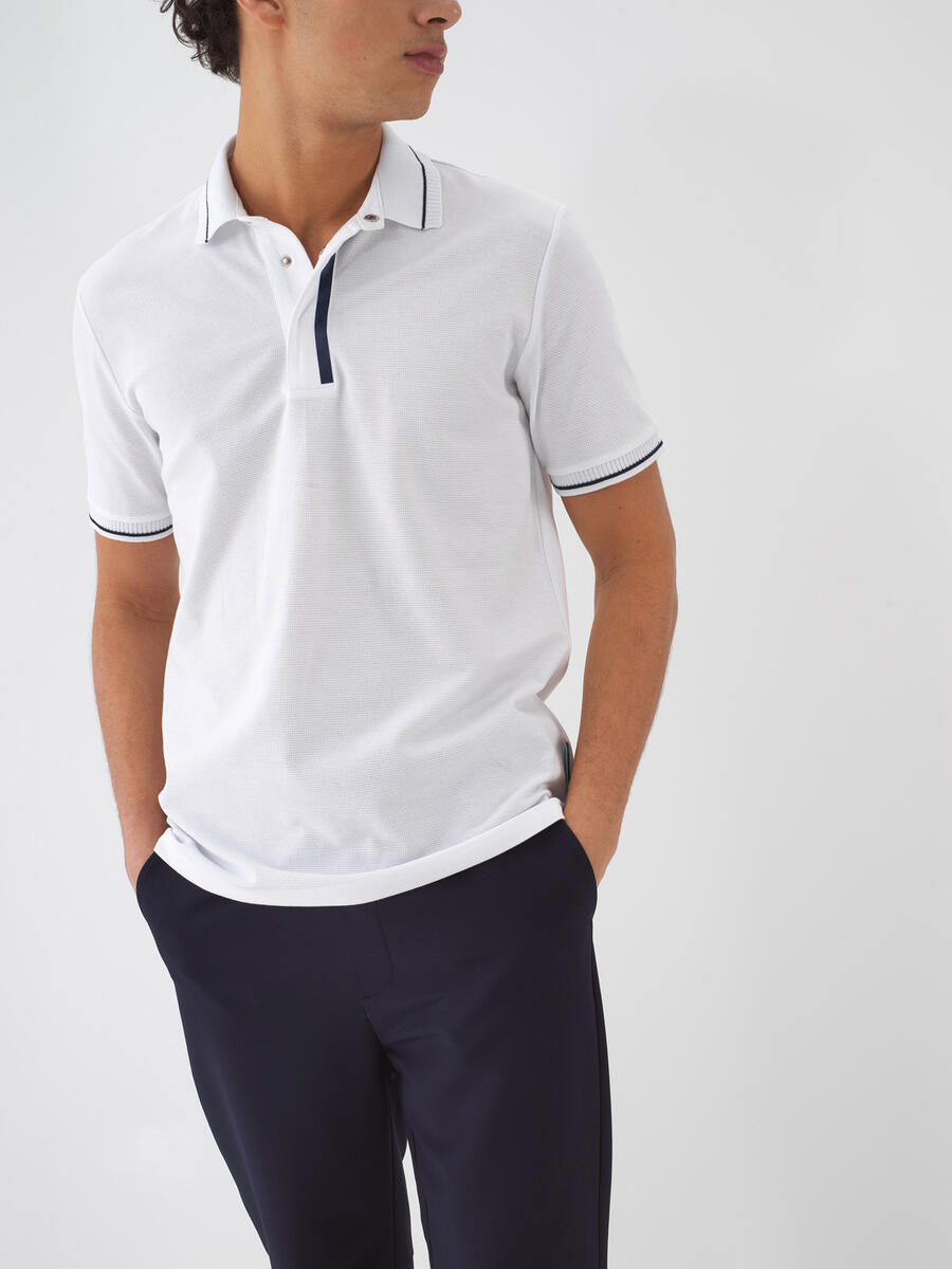 Beyaz Regular Fit Pamuklu Polo Yaka Tişört