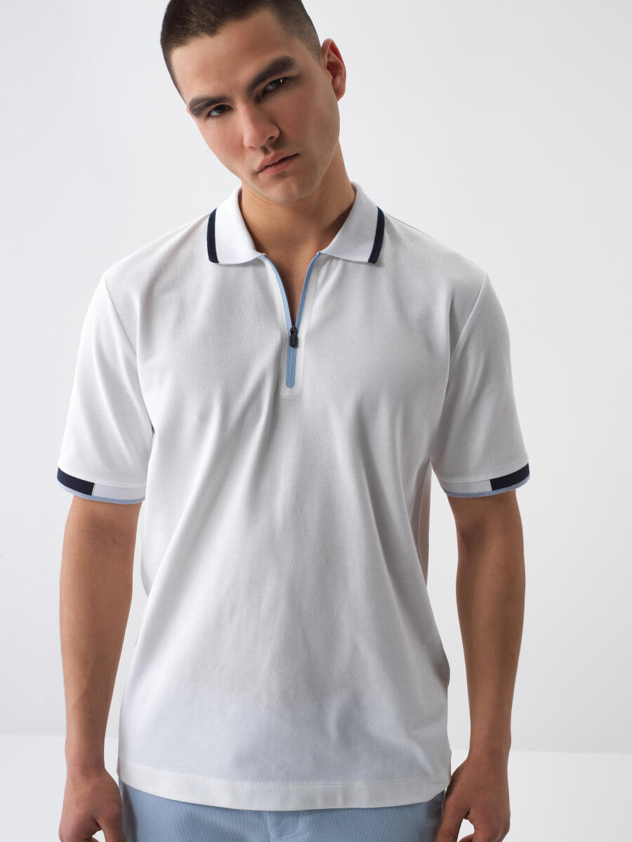 Beyaz Regular Fit Pamuklu Tişört