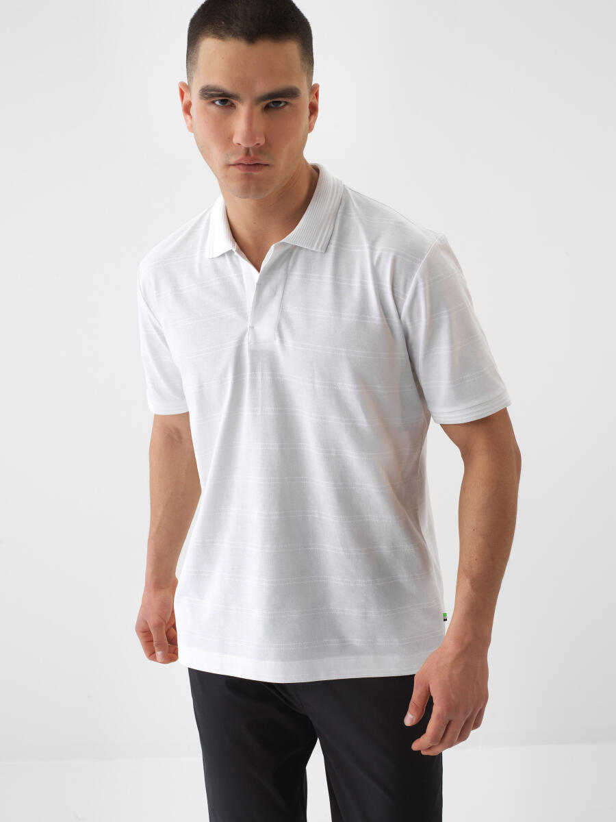 Beyaz Regular Fit Pamuklu Tişört