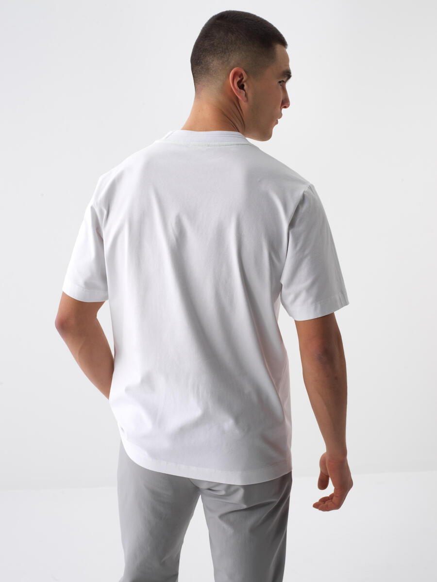 Beyaz Regular Fit Pamuklu Tişört - 4