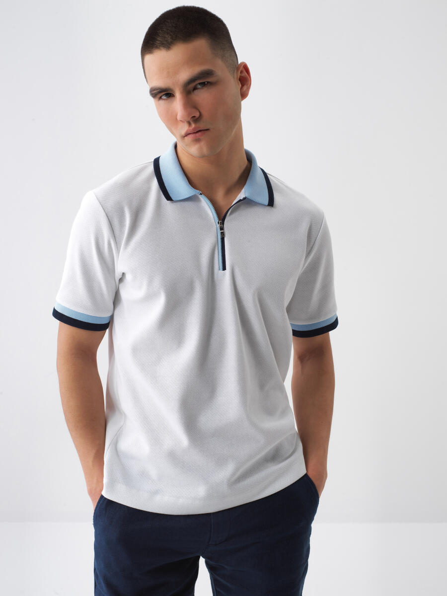 Beyaz Regular Fit Pamuklu Tişört