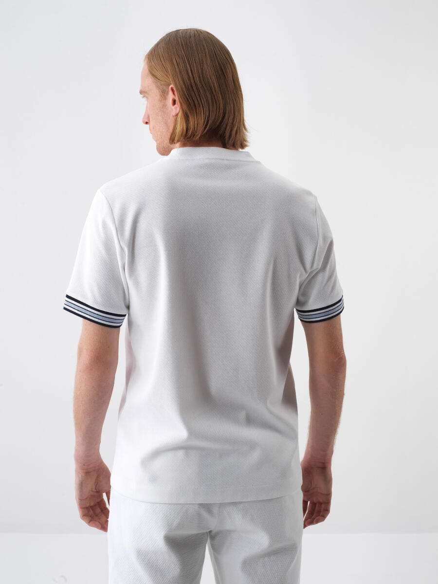 Beyaz Regular Fit Pamuklu Tişört - 4