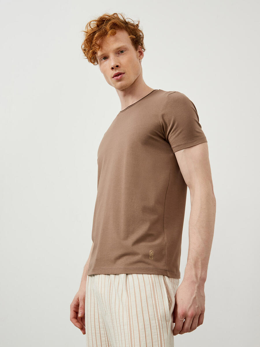 Camel Slim Fit Pamuklu Tişört