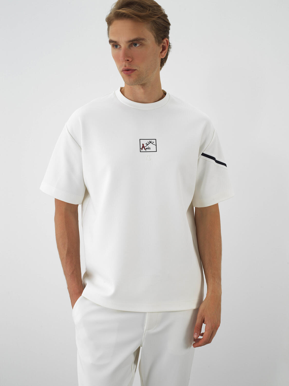 Ekru Esnek Dokulu Oversize Tişört