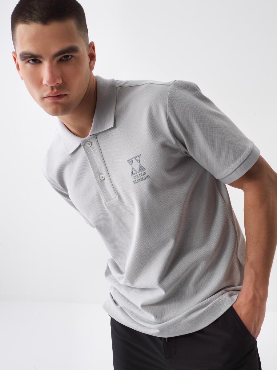 Gri Regular Fit Pamuklu Tişört