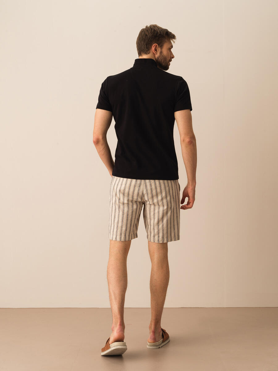 Siyah Regular Fit Pamuklu Tişört - 4