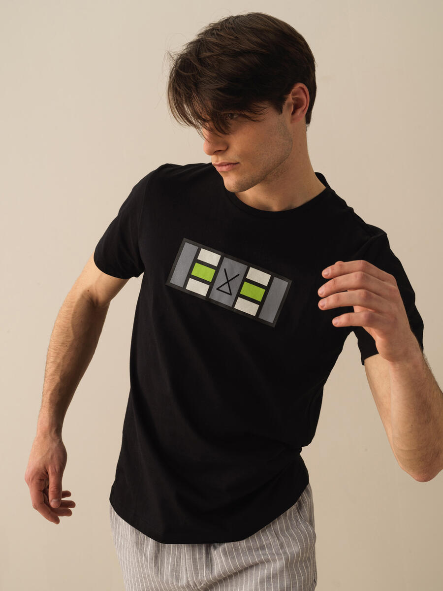 Siyah Regular Fit Pamuklu Tişört