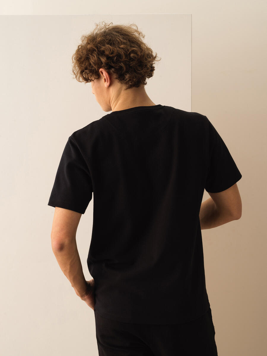 Siyah Regular Fit Pamuklu Tişört - 3
