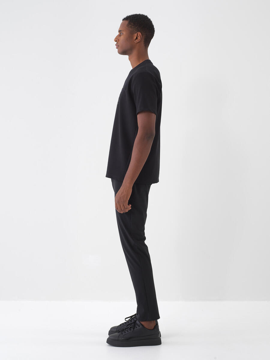Siyah Regular Fit Pamuklu Tişört - 4