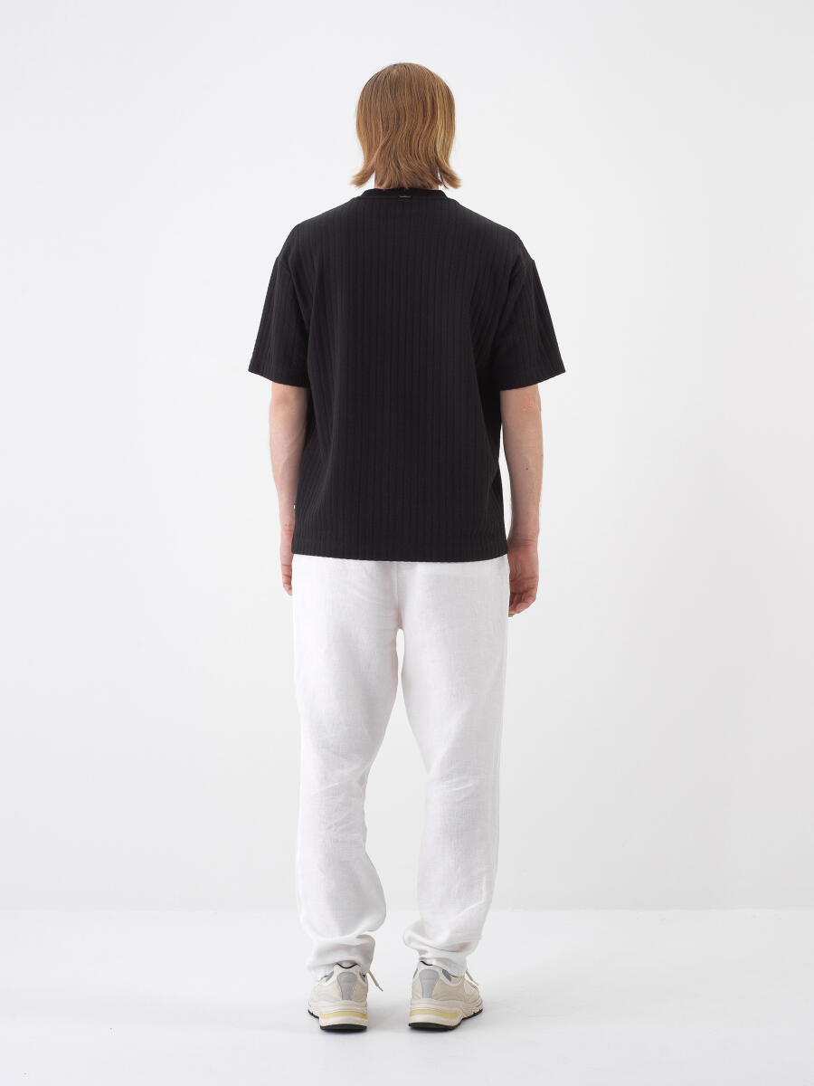 Siyah Regular Fit Pamuklu Tişört - 4