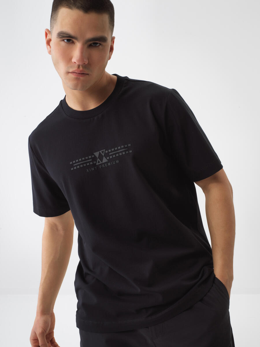 Siyah Regular Fit Pamuklu Tişört