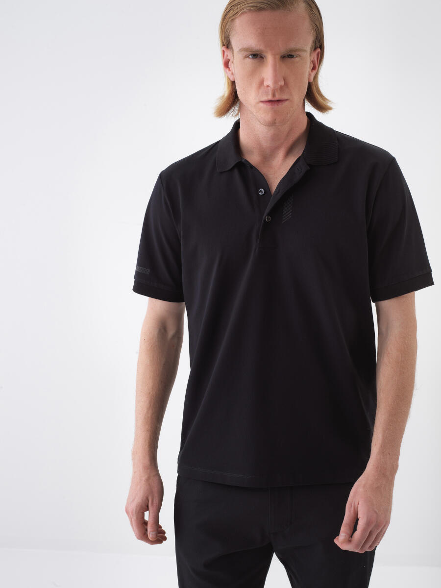 Siyah Regular Fit Pamuklu Tişört