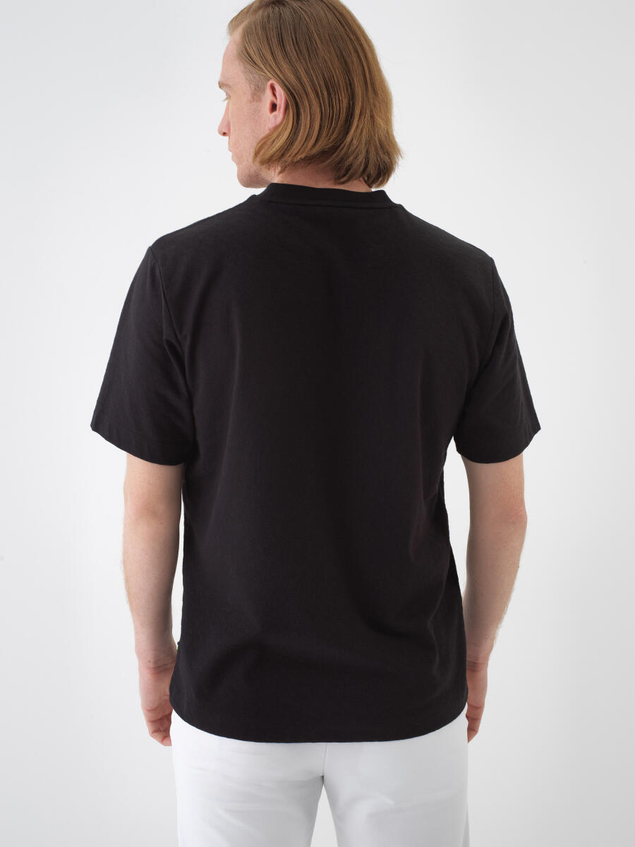 Siyah Regular Fit Pamuklu Tişört - 4