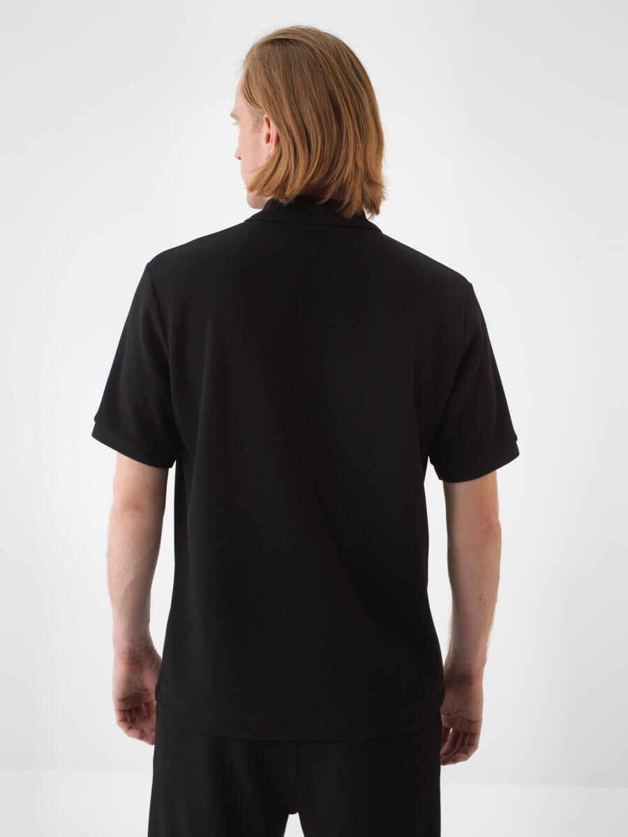 Siyah Regular Fit Tişört - 4