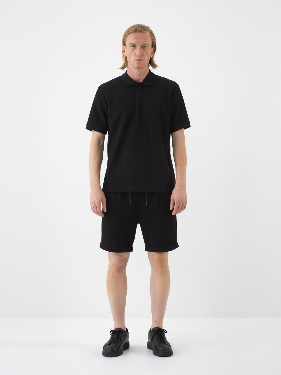 Siyah Regular Fit Tişört - 2