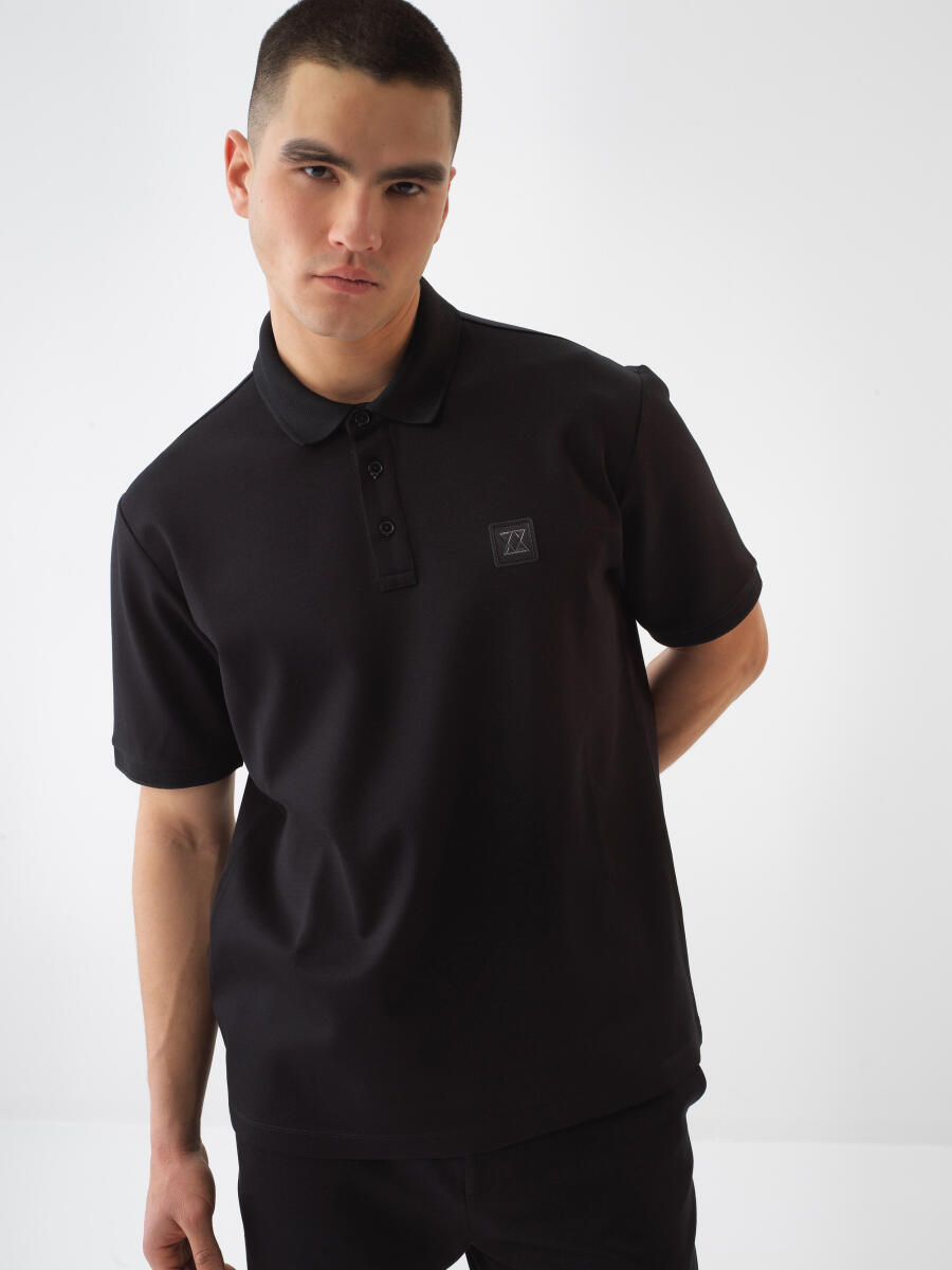Siyah Regular Fit Tişört