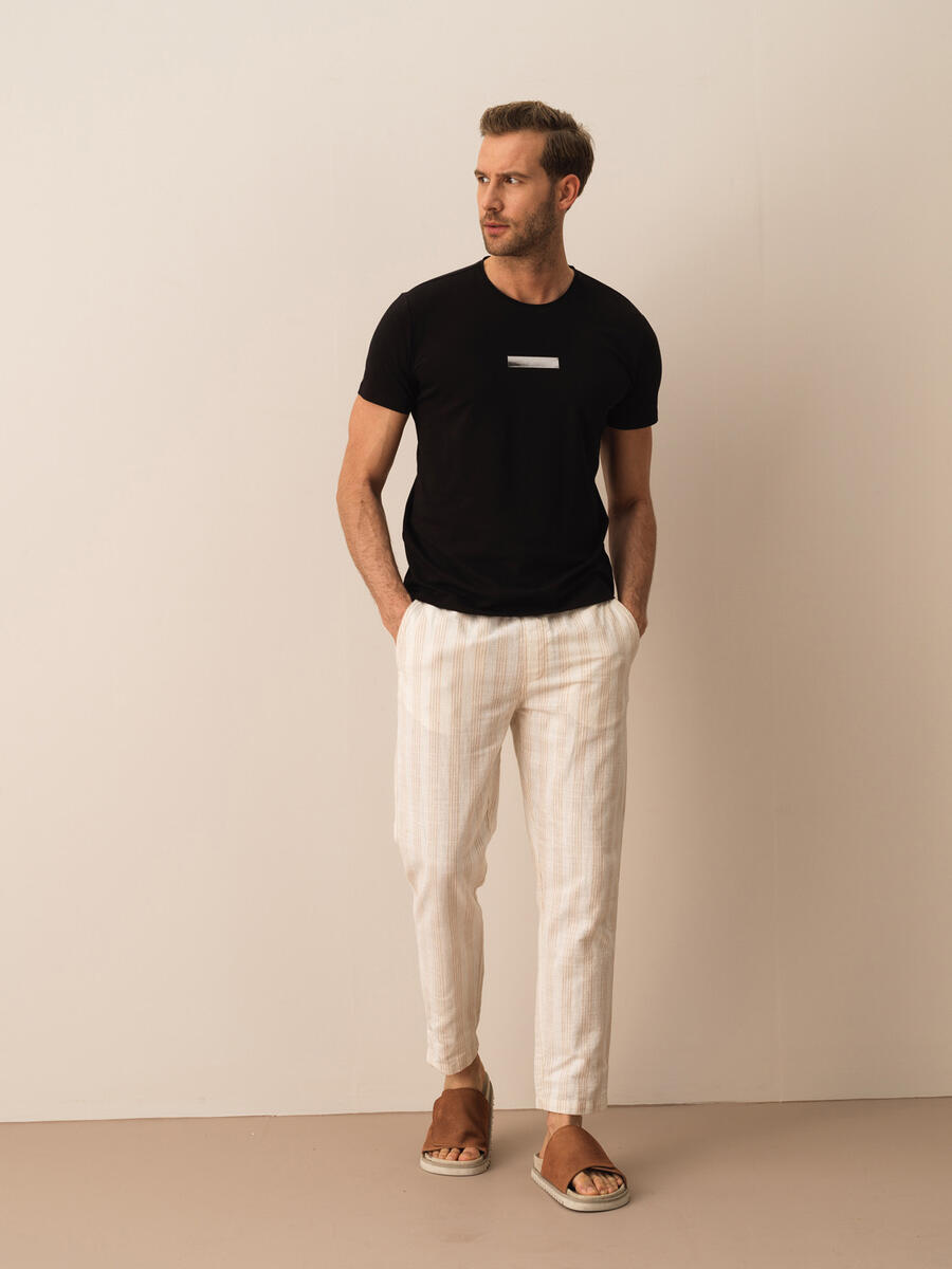 Siyah Slim Fit Pamuklu Tişört