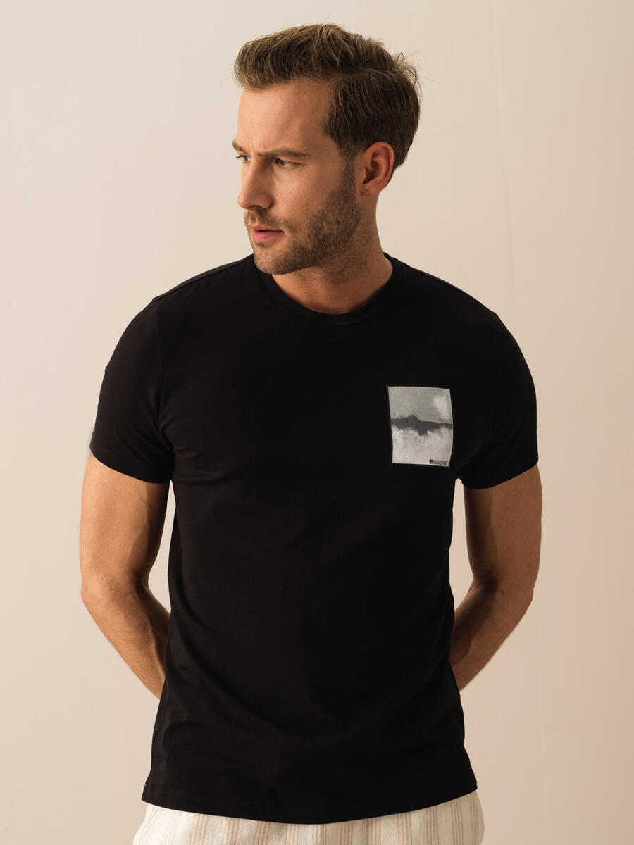 Siyah Slim Fit Pamuklu Tişört