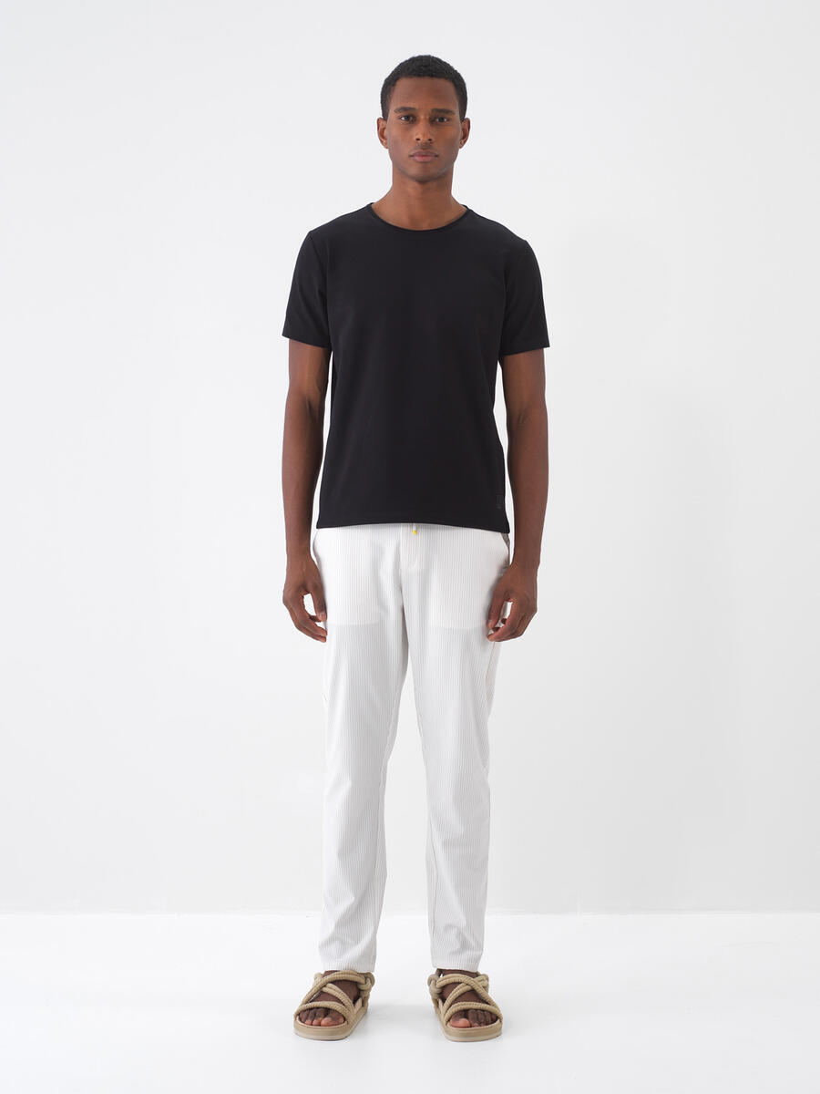 Siyah Slim Fit Pamuklu Tişört - 2